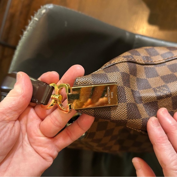 Louis Vuitton Damier Ebene Portobello Handbag – Pristine / Like New - Picture 8 of 8